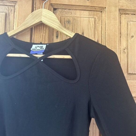 Future Collective by Kahlana Barfield Brown XS Black One Piece Long Sleeve Bodys - Picture 2 of 7